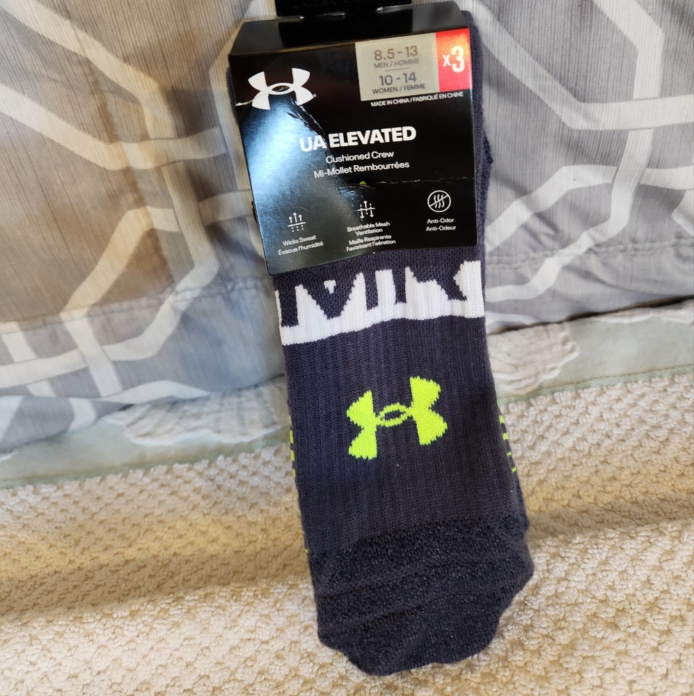 UNDER ARMOUR SOCKS
